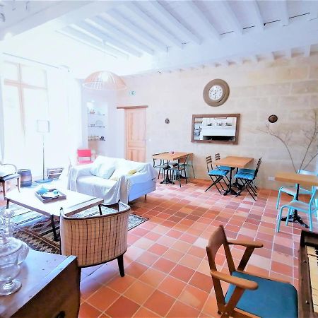 Domaine De Gaia, Piscine, Petanque, Ping Pong, Proche Saint-Emilion Bed & Breakfast Guillac  Екстериор снимка