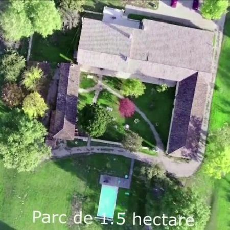 Domaine De Gaia, Piscine, Petanque, Ping Pong, Proche Saint-Emilion Bed & Breakfast Guillac  Екстериор снимка