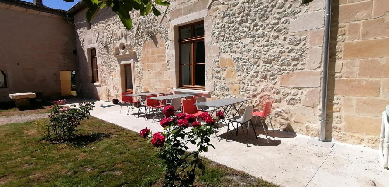 Domaine De Gaia, Piscine, Petanque, Ping Pong, Proche Saint-Emilion Bed & Breakfast Guillac  Екстериор снимка