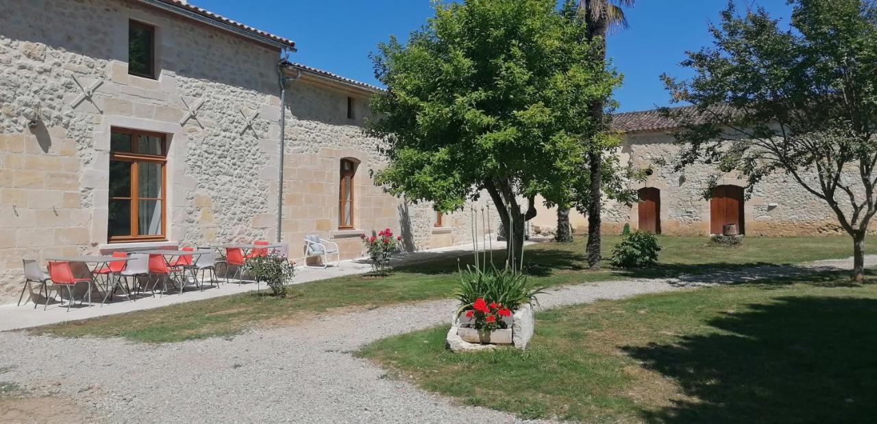 Domaine De Gaia, Piscine, Petanque, Ping Pong, Proche Saint-Emilion Bed & Breakfast Guillac  Екстериор снимка