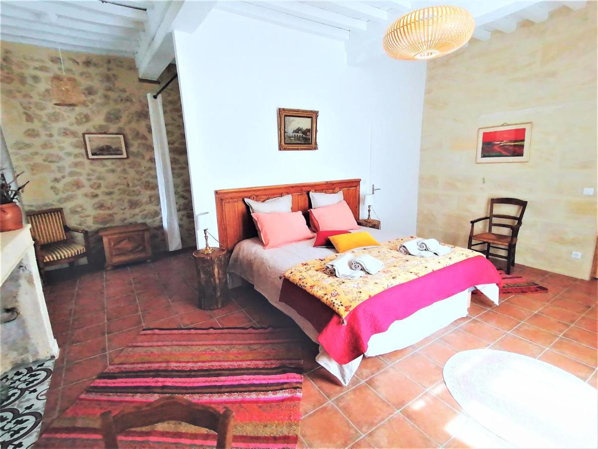 Domaine De Gaia, Piscine, Petanque, Ping Pong, Proche Saint-Emilion Bed & Breakfast Guillac  Екстериор снимка