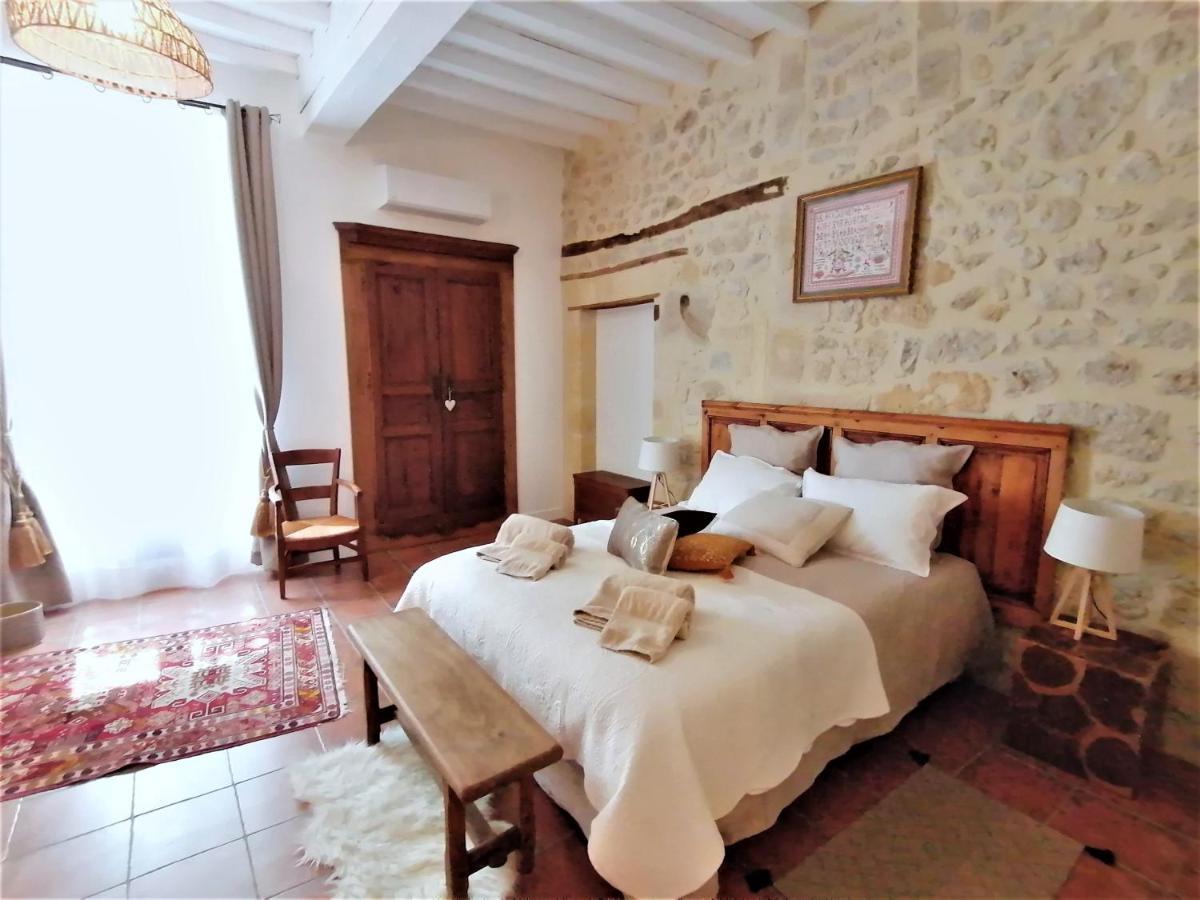Domaine De Gaia, Piscine, Petanque, Ping Pong, Proche Saint-Emilion Bed & Breakfast Guillac  Екстериор снимка
